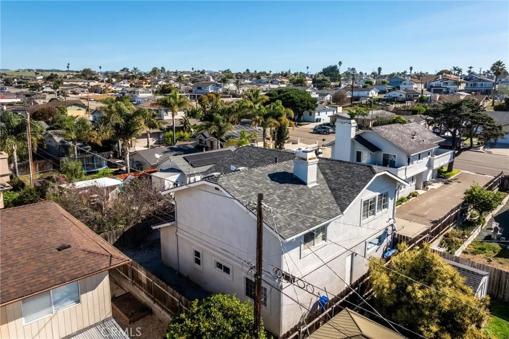 341 4th Grover Beach, CA 93433