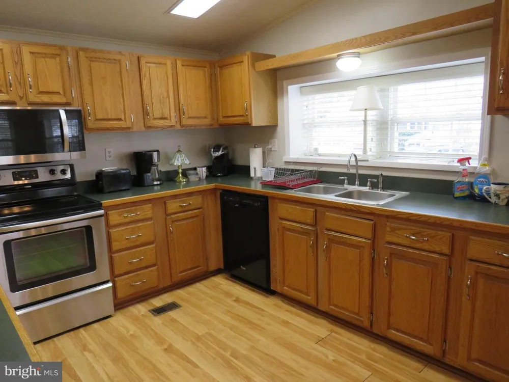 143 RAVEN COURT New Hope, PA 18938