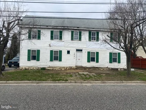 1081 KINGS HWY