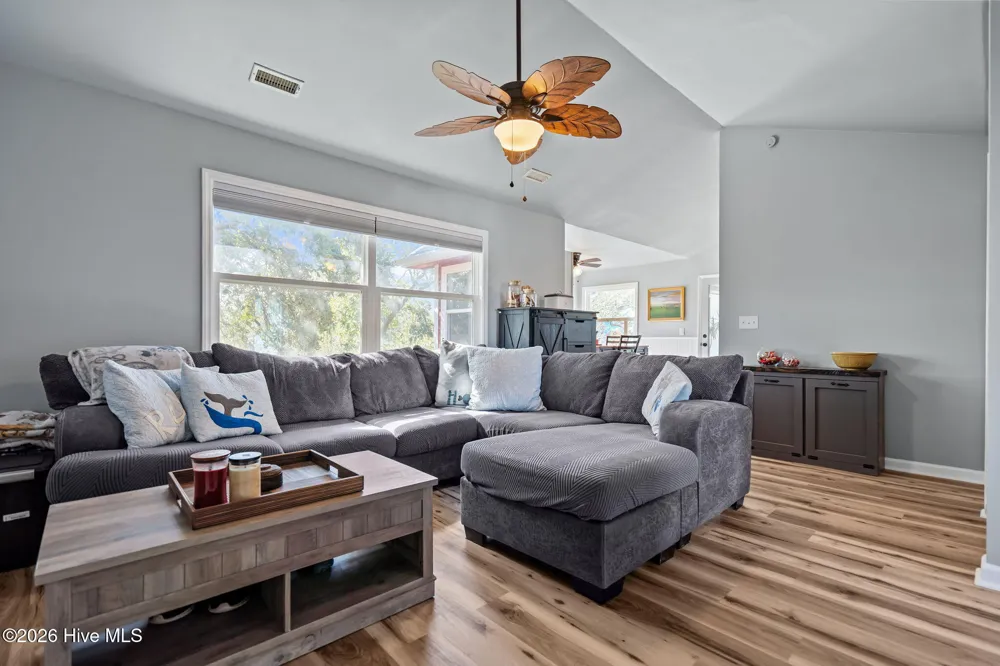 121 Seagull Court Surf City, NC 28445