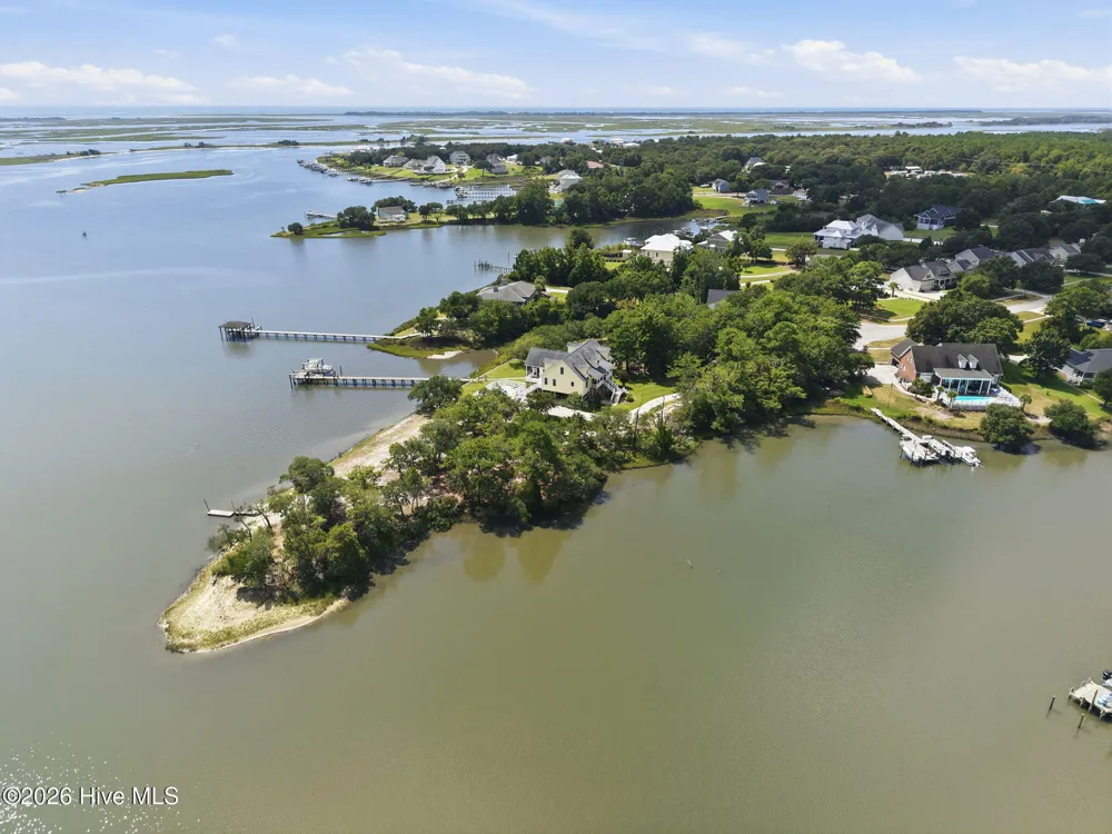 117 Lydia Drive Swansboro, NC 28584