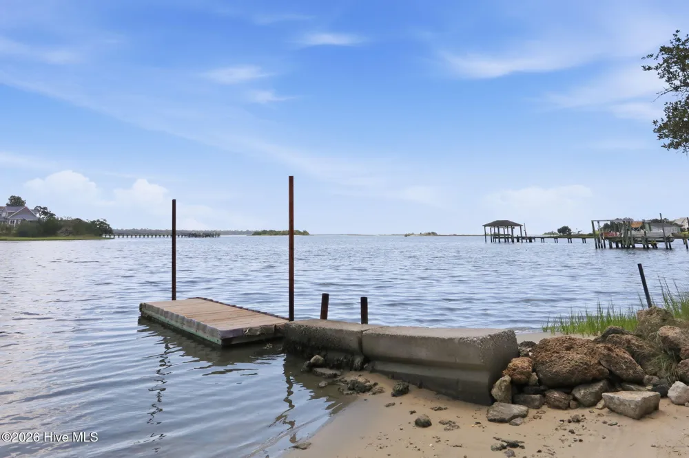 117 Lydia Drive Swansboro, NC 28584
