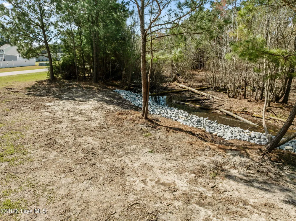 207 Everett Park Trail Holly Ridge, NC 28445