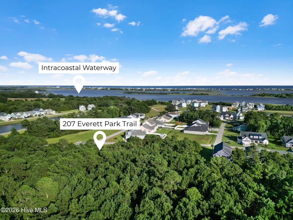 207 Everett Park Trail Holly Ridge, NC 28445