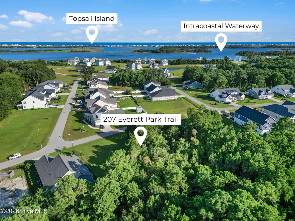 207 Everett Park Trail Holly Ridge, NC 28445