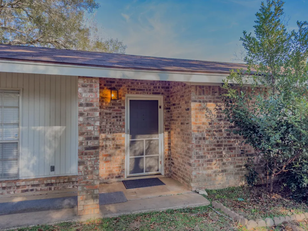 1549 County Road 1650 Grapeland, TX 75844