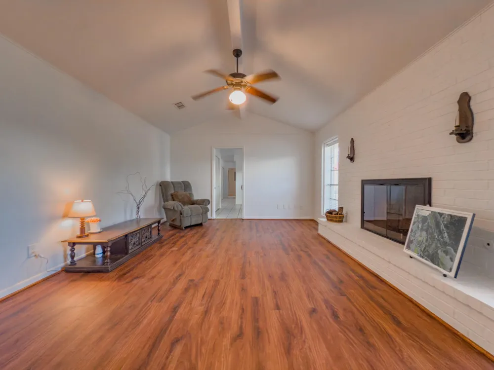 1549 County Road 1650 Grapeland, TX 75844