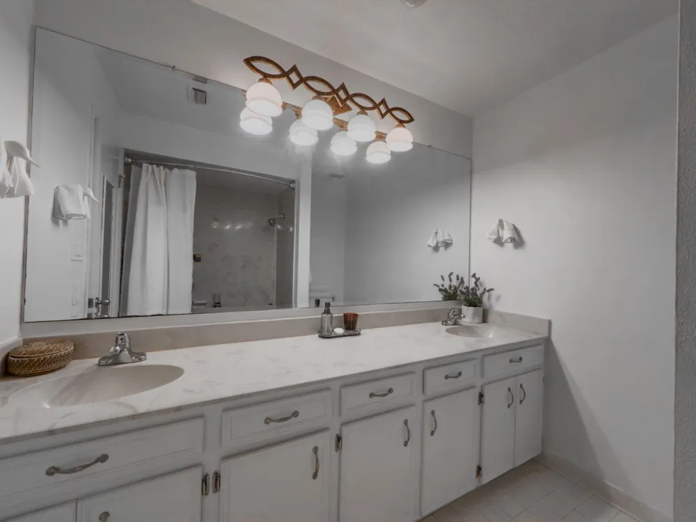 1549 County Road 1650 Grapeland, TX 75844