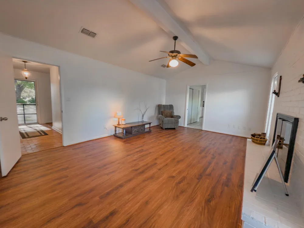1549 County Road 1650 Grapeland, TX 75844