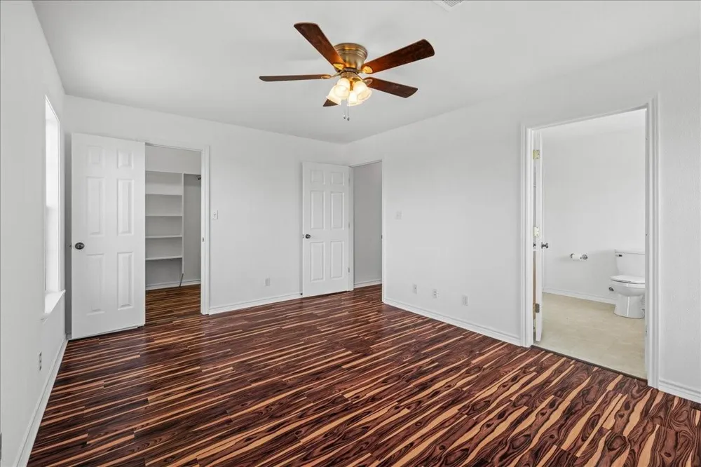 6234 Prihoda Road New Ulm, TX 78950