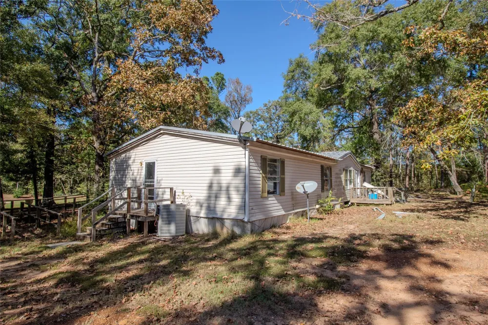 4031 State Highway 7 E Crockett, TX 75835