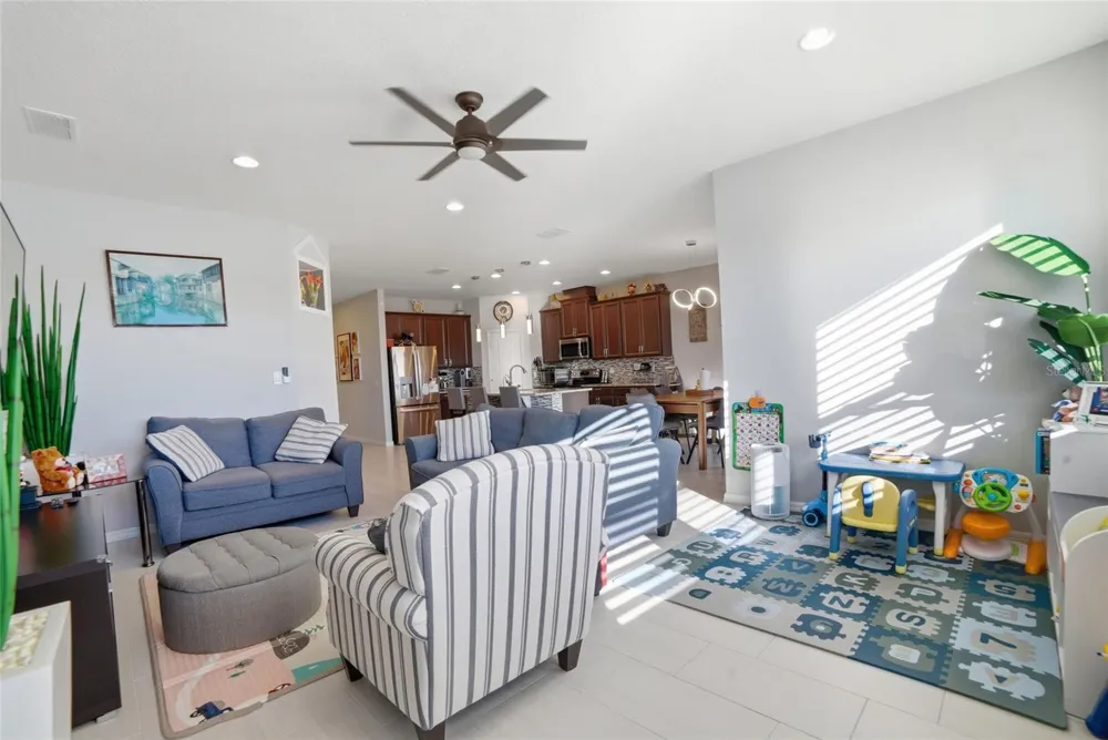 1461 CLEAR BROOK PLACE St Cloud, FL 34772