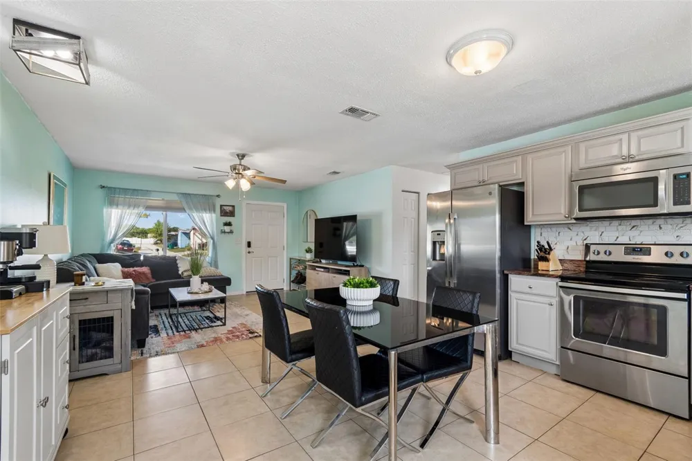 6882 62ND AVENUE Pinellas Park, FL 33781