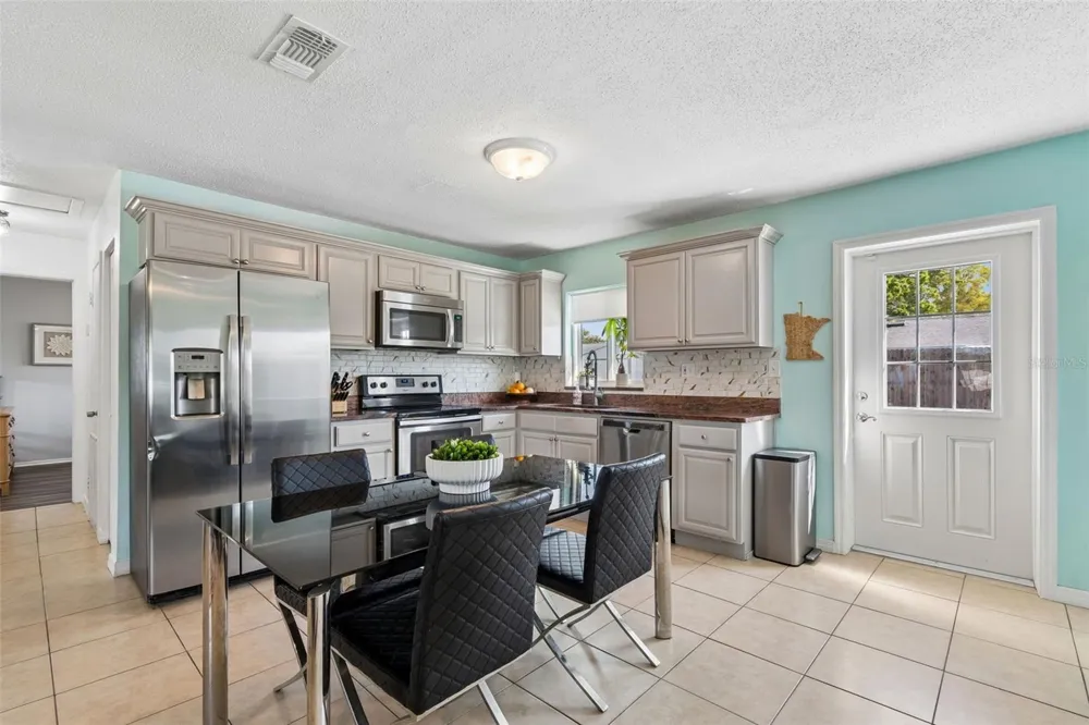 6882 62ND AVENUE Pinellas Park, FL 33781