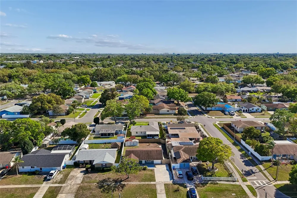 6882 62ND AVENUE Pinellas Park, FL 33781