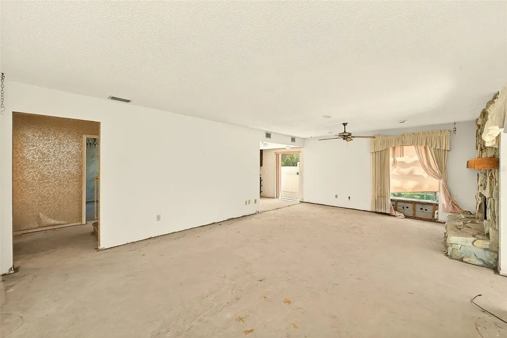 205 GULF BOULEVARD Belleair Beach, FL 33786
