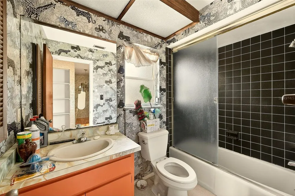 205 GULF BOULEVARD Belleair Beach, FL 33786