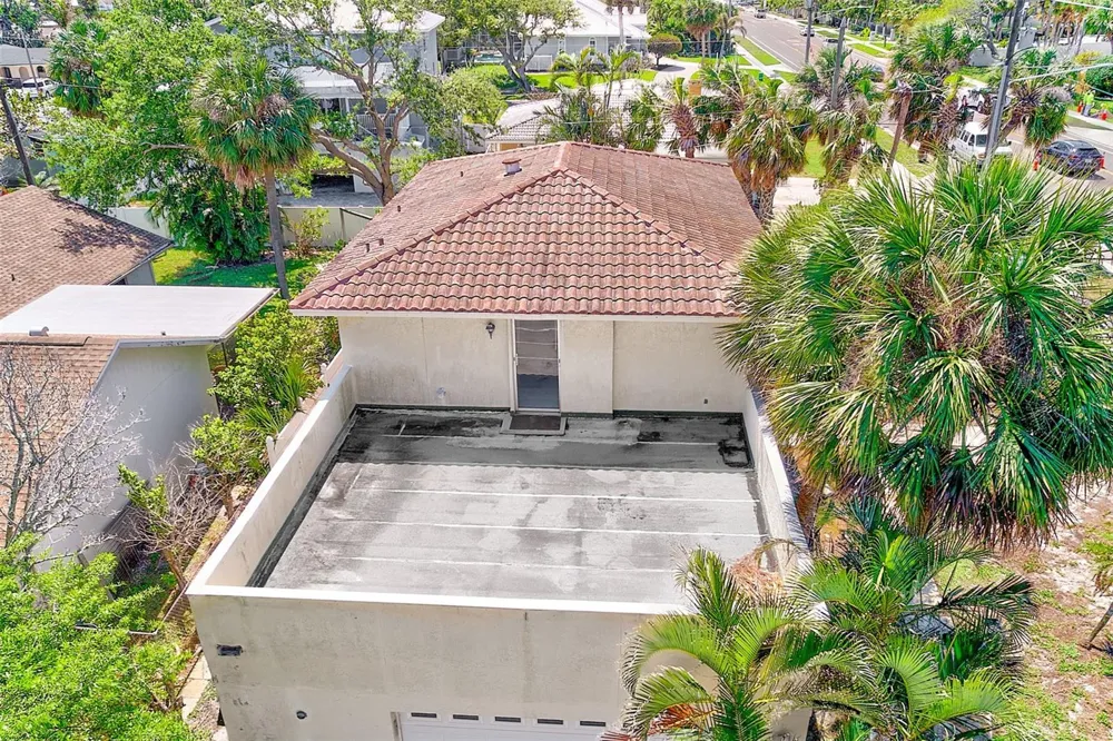 205 GULF BOULEVARD Belleair Beach, FL 33786