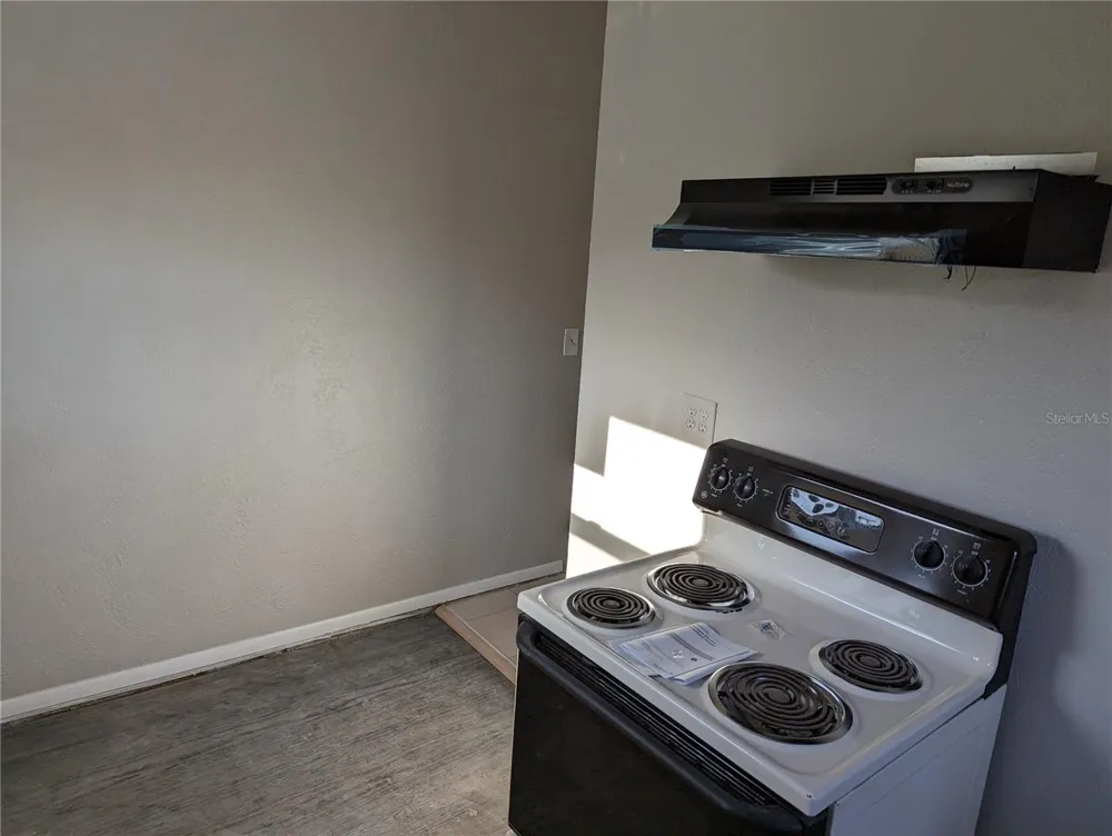 2000 QUEENSBORO AVENUE S #A St Petersburg, FL 33712