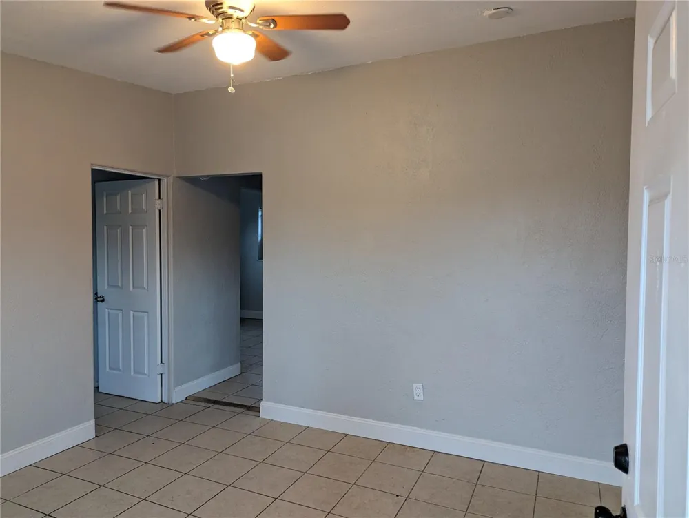 2000 QUEENSBORO AVENUE S #A St Petersburg, FL 33712