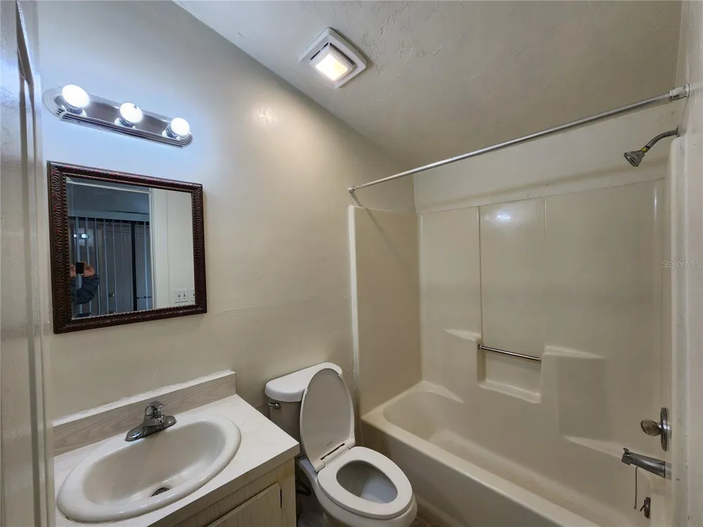 2018 SW 70TH TERRACE Gainesville, FL 32607