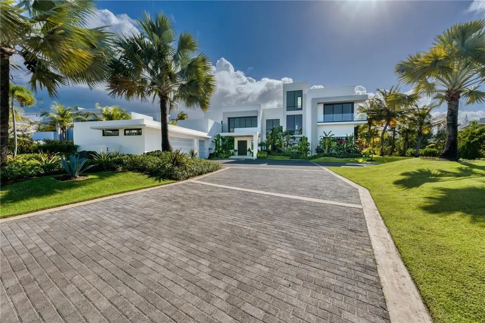G8 ATLANTIC DRIVE, 7000 BAHIA BEACH BLVD. Rio Grande, PR 00745