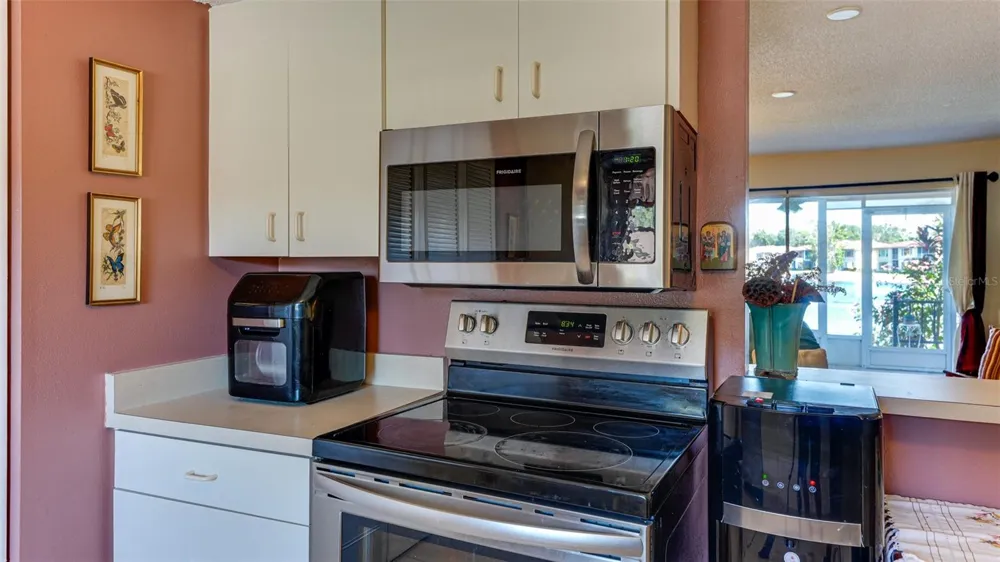 4591 MOHICAN TRAIL #137 Sarasota, FL 34233