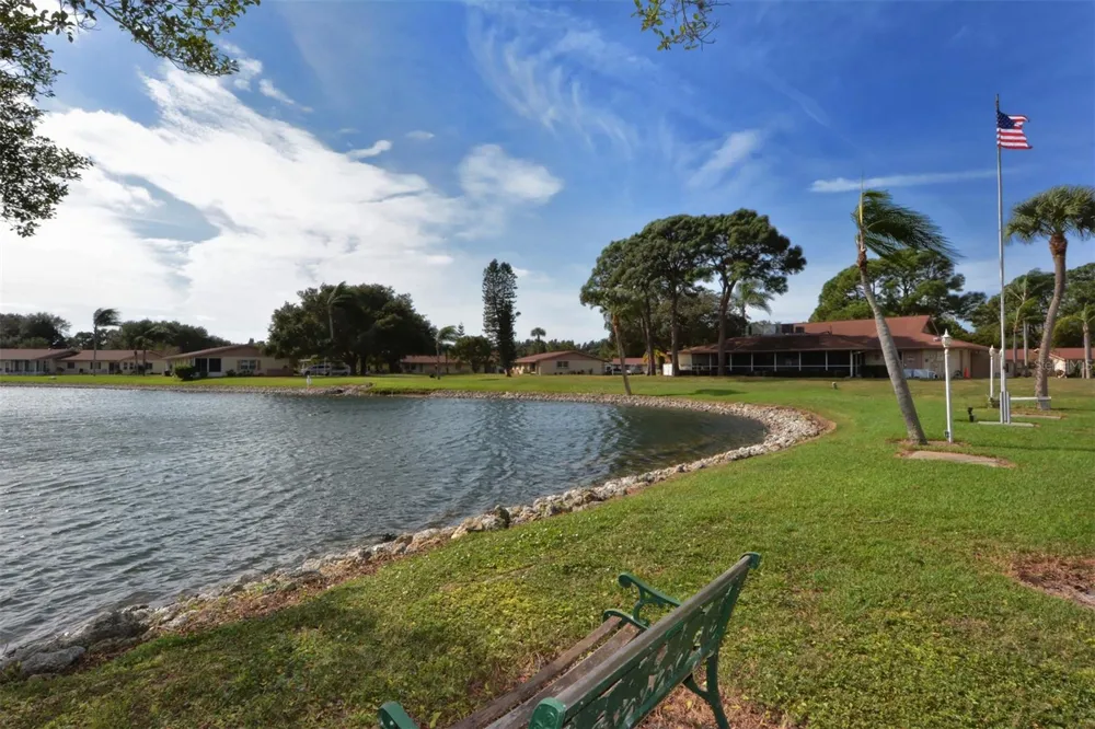 4591 MOHICAN TRAIL #137 Sarasota, FL 34233