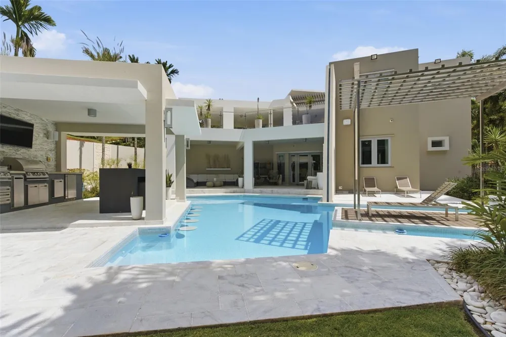 57 QUINTAS DE SANTA MARIA II Mayaguez, PR 00680