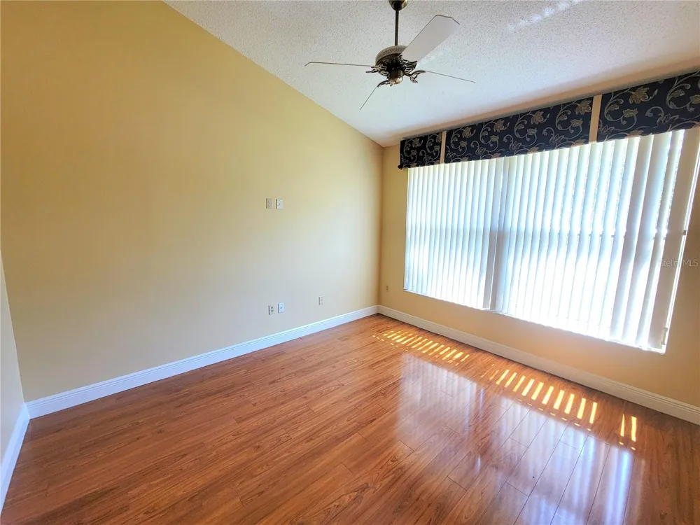 4220 PINEBROOK CIRCLE #14 Bradenton, FL 34209