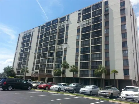 255 DOLPHIN POINT #710