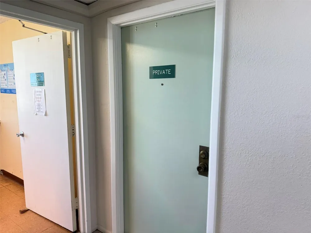 255 DOLPHIN POINT #710 Clearwater Beach, FL 33767