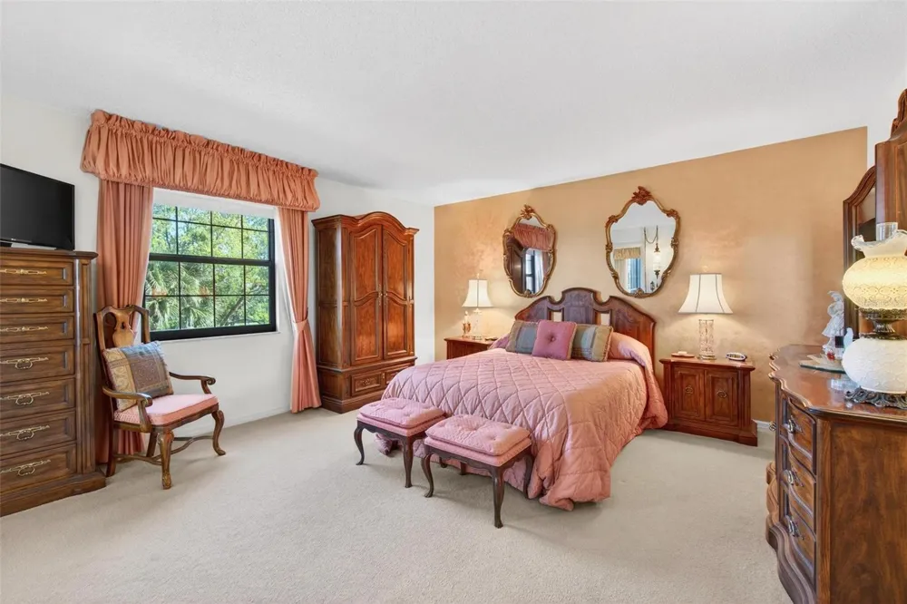 14820 RUE DE BAYONNE #302 Clearwater, FL 33762