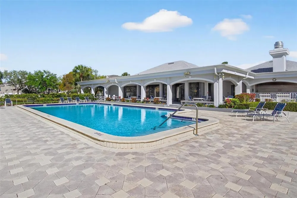 14820 RUE DE BAYONNE #302 Clearwater, FL 33762
