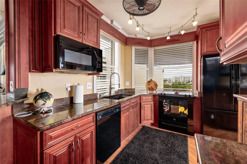 7862 SAILBOAT KEY BOULEVARD S #506 South Pasadena, FL 33707