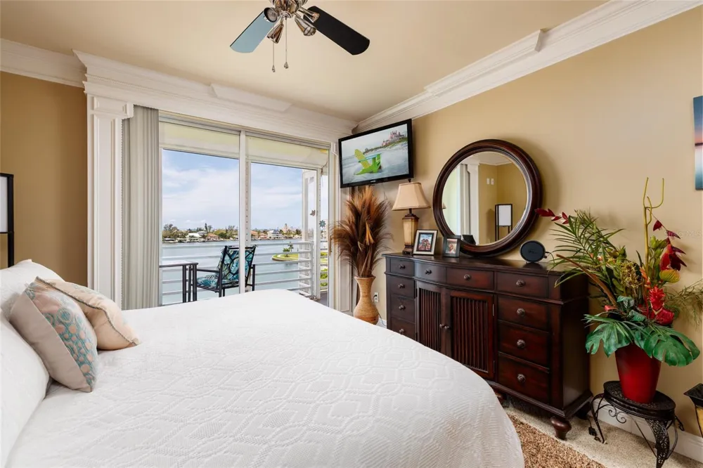 7862 SAILBOAT KEY BOULEVARD S #506 South Pasadena, FL 33707