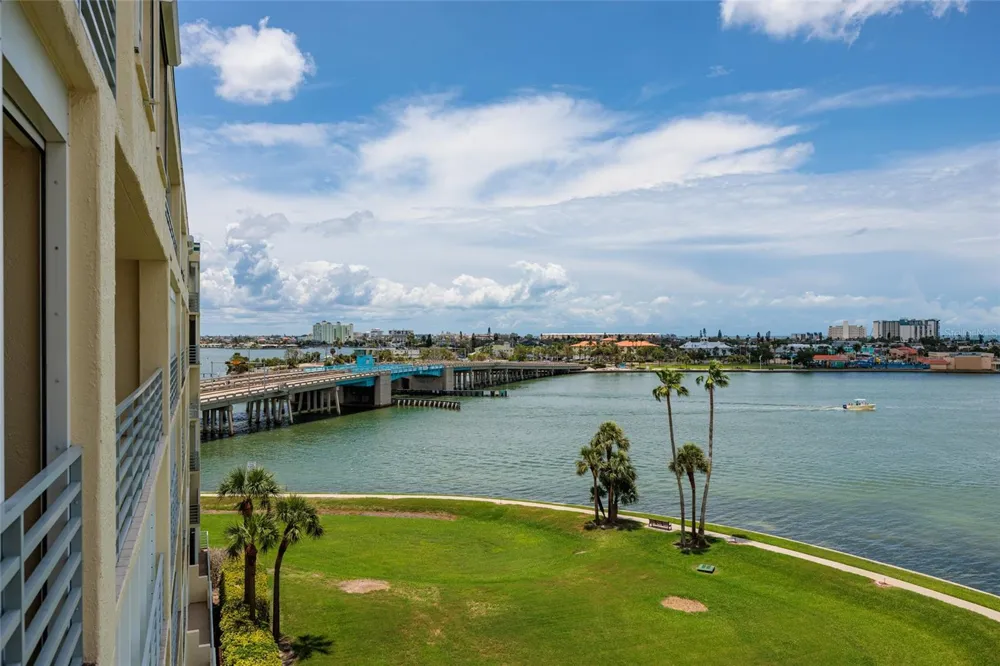 7862 SAILBOAT KEY BOULEVARD S #506 South Pasadena, FL 33707