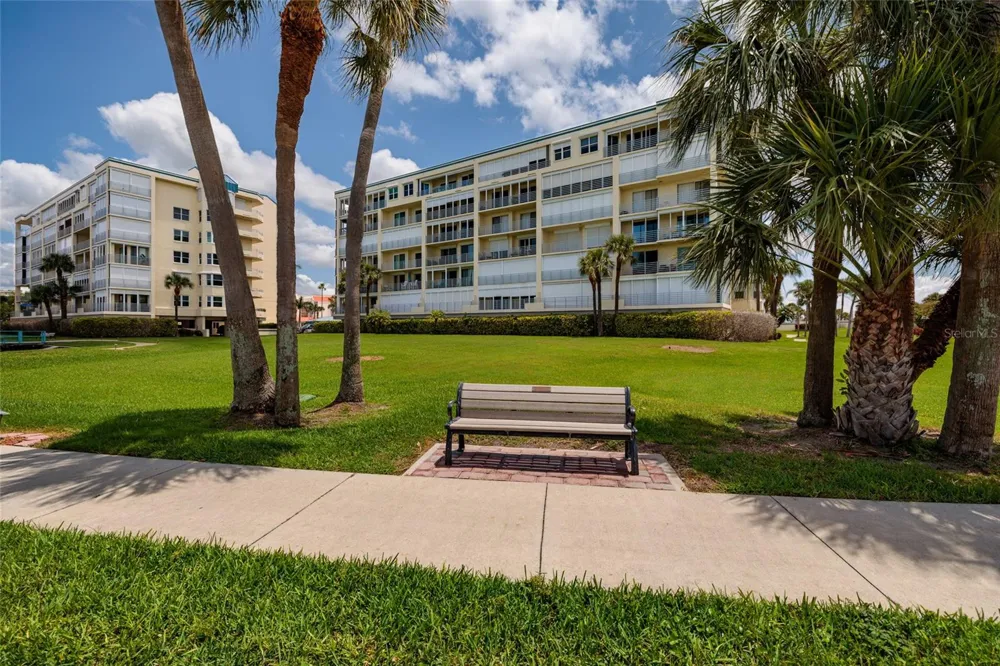 7862 SAILBOAT KEY BOULEVARD S #506 South Pasadena, FL 33707