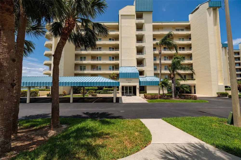 7862 SAILBOAT KEY BOULEVARD S #506 South Pasadena, FL 33707