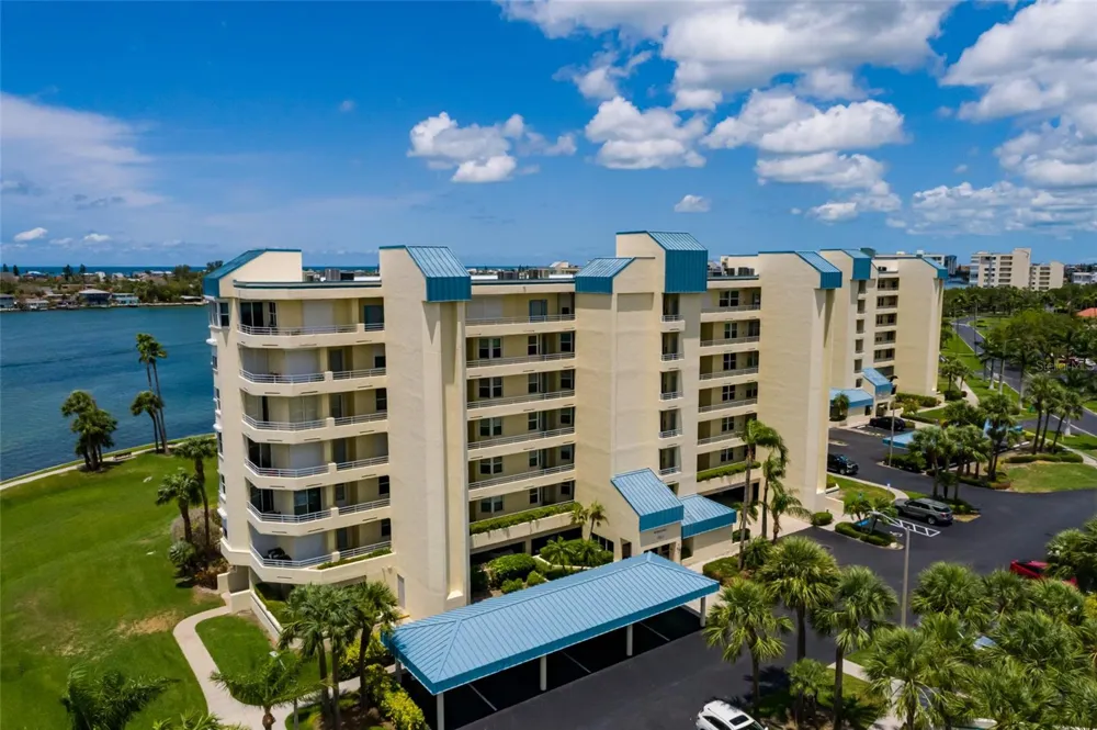 7862 SAILBOAT KEY BOULEVARD S #506 South Pasadena, FL 33707