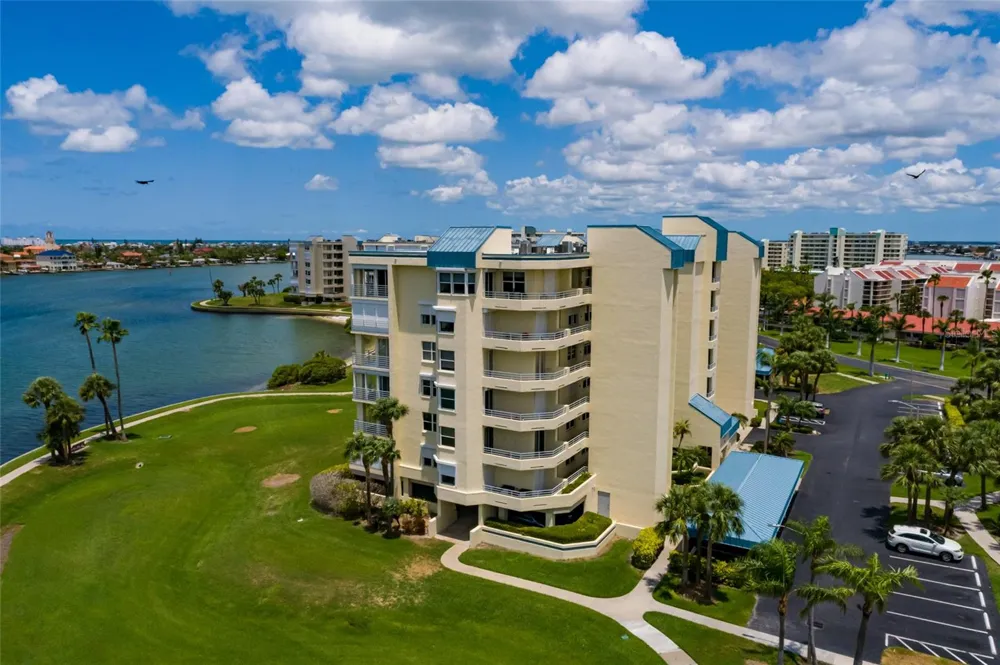 7862 SAILBOAT KEY BOULEVARD S #506 South Pasadena, FL 33707