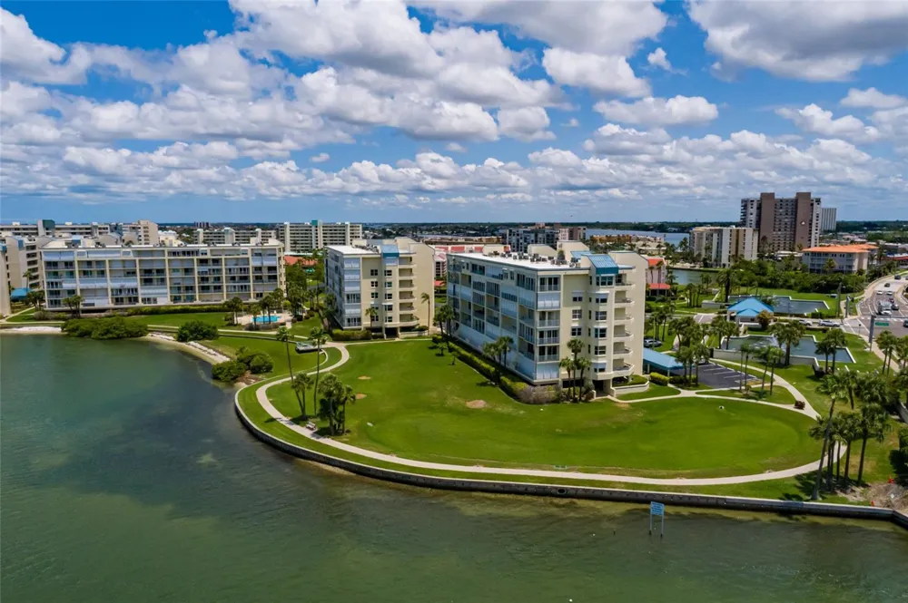 7862 SAILBOAT KEY BOULEVARD S #506 South Pasadena, FL 33707
