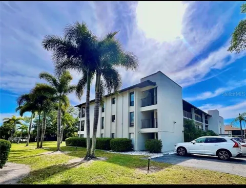 7203 CURTISS AVENUE #1A
