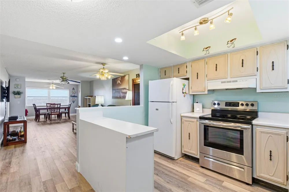 801 83RD AVENUE #510 St Petersburg, FL 33702