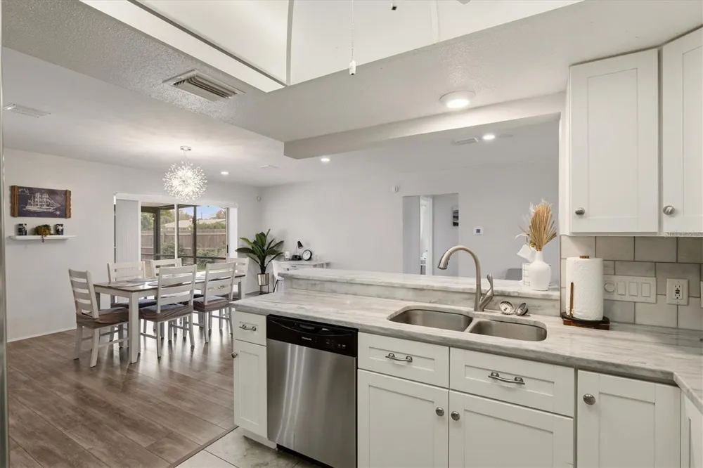3310 SIESTA DRIVE Venice, FL 34293