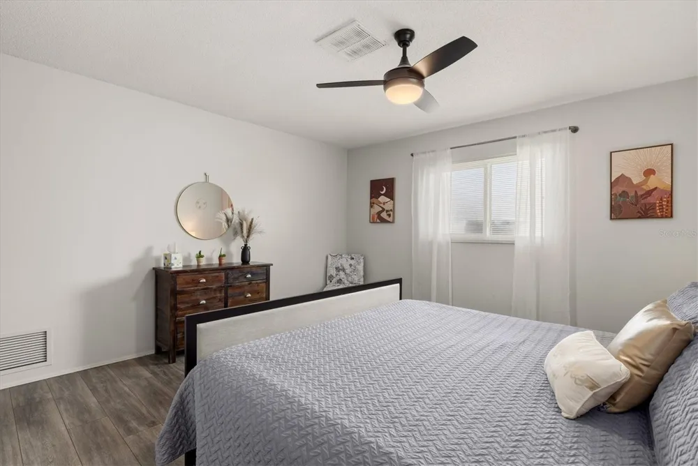3310 SIESTA DRIVE Venice, FL 34293