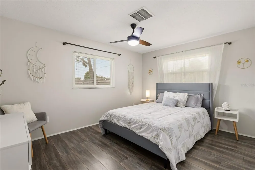 3310 SIESTA DRIVE Venice, FL 34293