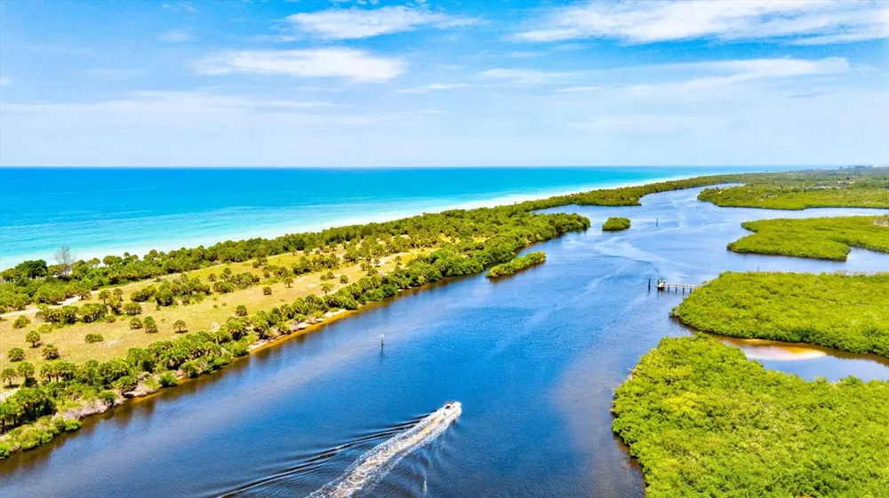 3310 SIESTA DRIVE Venice, FL 34293