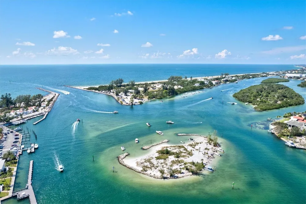 3310 SIESTA DRIVE Venice, FL 34293