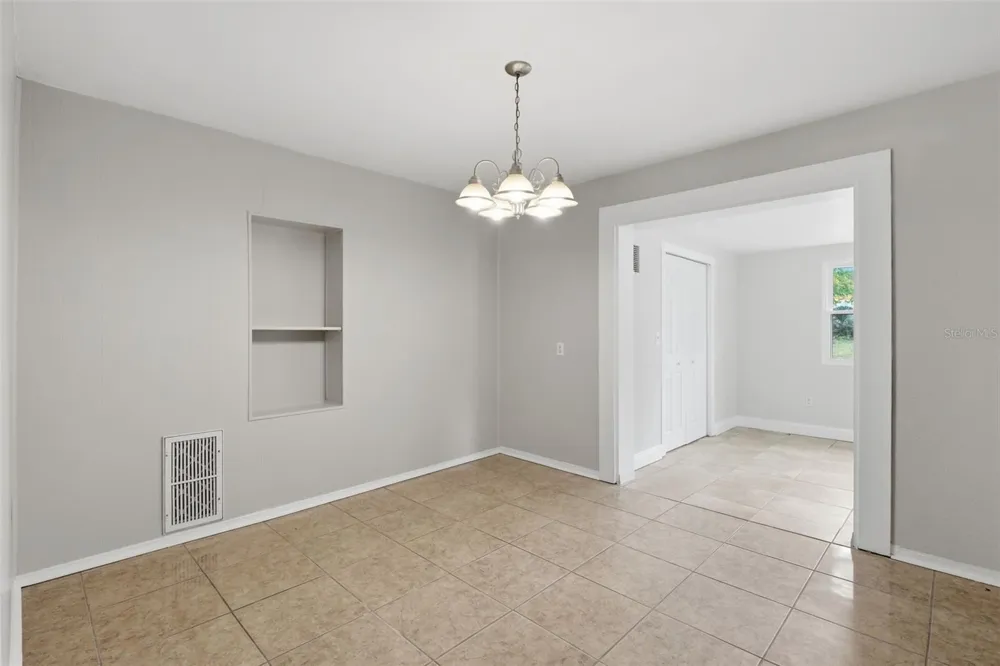 748 COLFAX DRIVE Daytona Beach, FL 32114